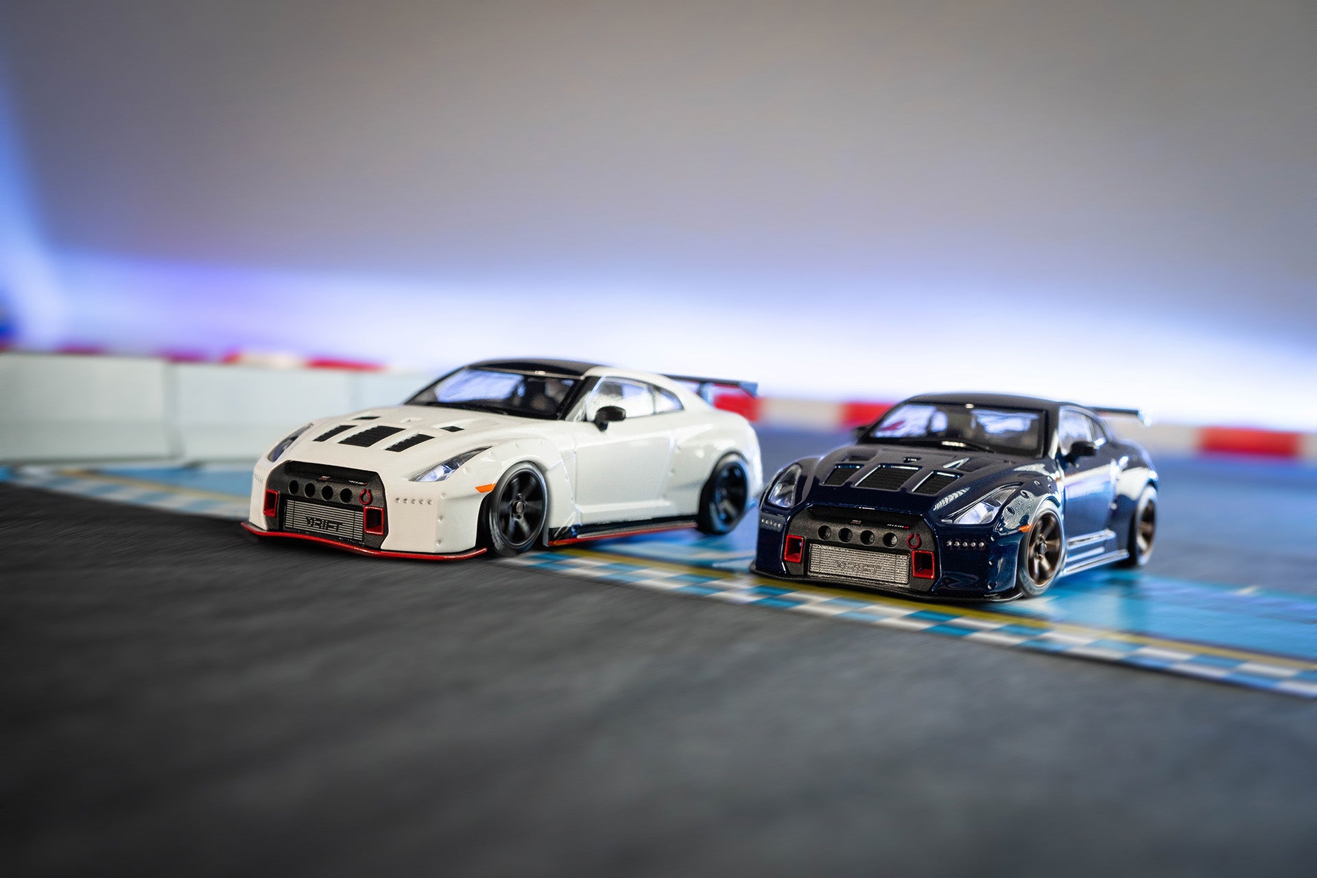 Nissan GT-R (R35) Deep Blue Pearl
